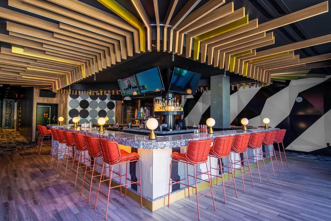 Virgin Hotels Las Vegas By Suiteness Eksteriør billede